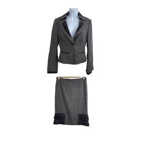 Jacket Skirt Suit Bebe Set Office Siren Size 6 Grey Ruffle Fitted viscose & wool
